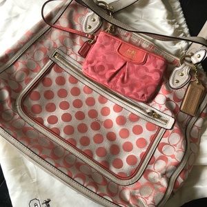 **Sold!!!!Coach purse and Wristlet